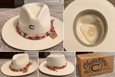 1 Horse Navajo Ivory Wool Hat – Size Large