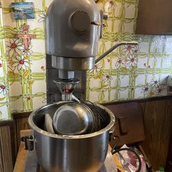 Hobart 10 Quart Professional Mixer