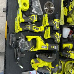 Ryobi 6 Tool Combo With 3 Batteries And Charger 