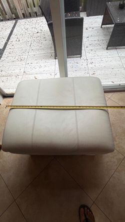 Ottoman / coffee table