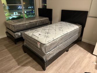 NEW MATTRESS TWIN SIZE PLUSH WITH BOX SPRING