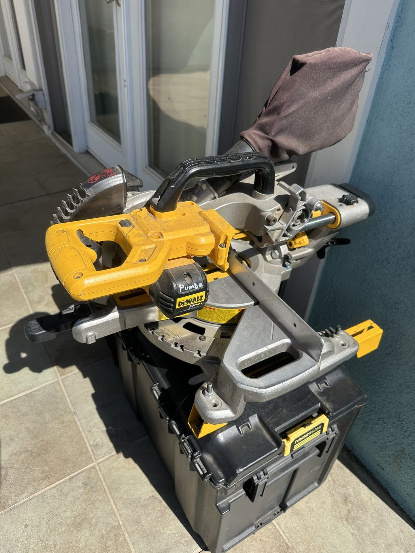 Dewalt Miter Saw 7 1/4 Inch Cordless