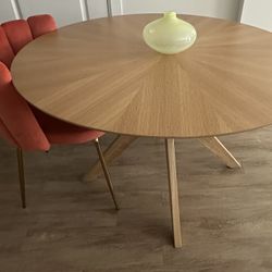 MCM Round Dining Table + 4 Orange Chairs
