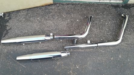 Harley-Davidson exhaust system for a Softail