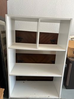 Compartment shelf