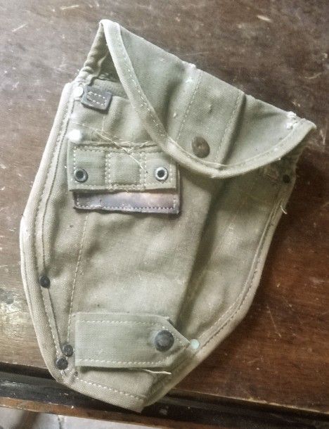 US Army Issue Vietnam Airer Shovel Pouch