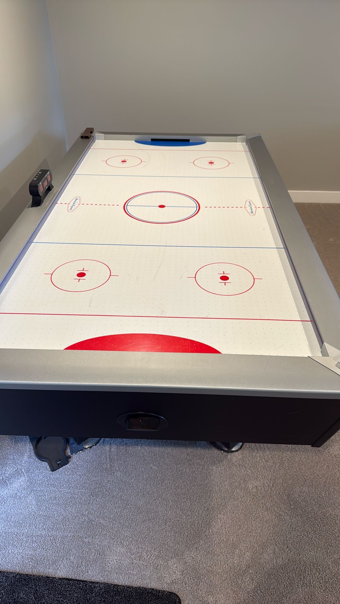 Air Hockey Table