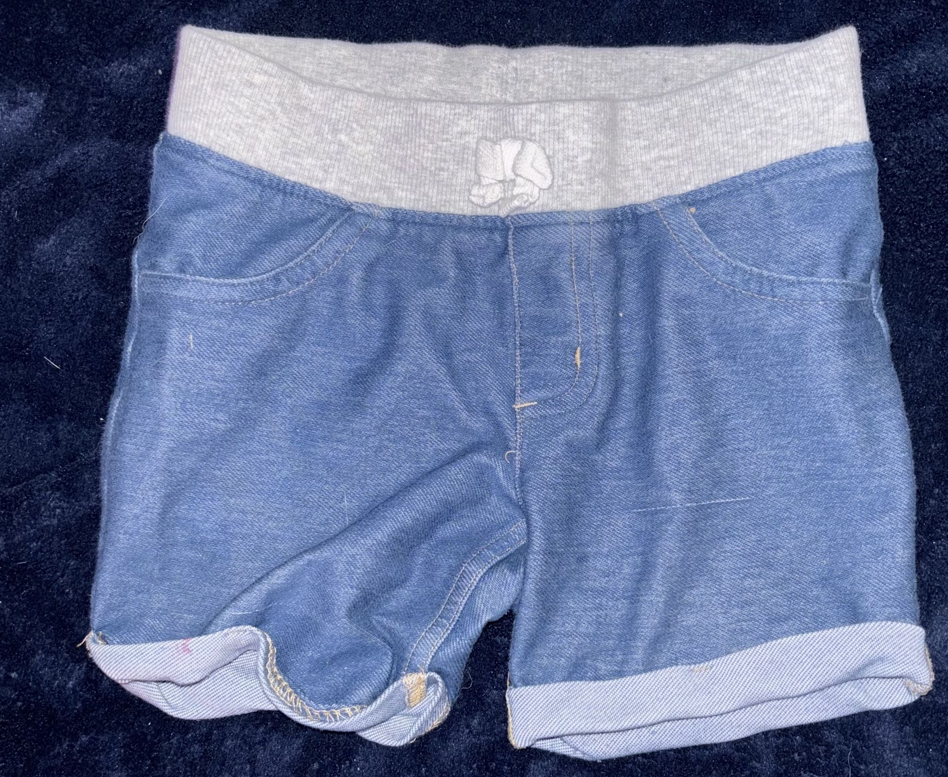 Girls Shorts Size 6 (Jumping Beans)