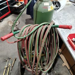 Acetylene And Oxygen Cutting Torch With Attachments