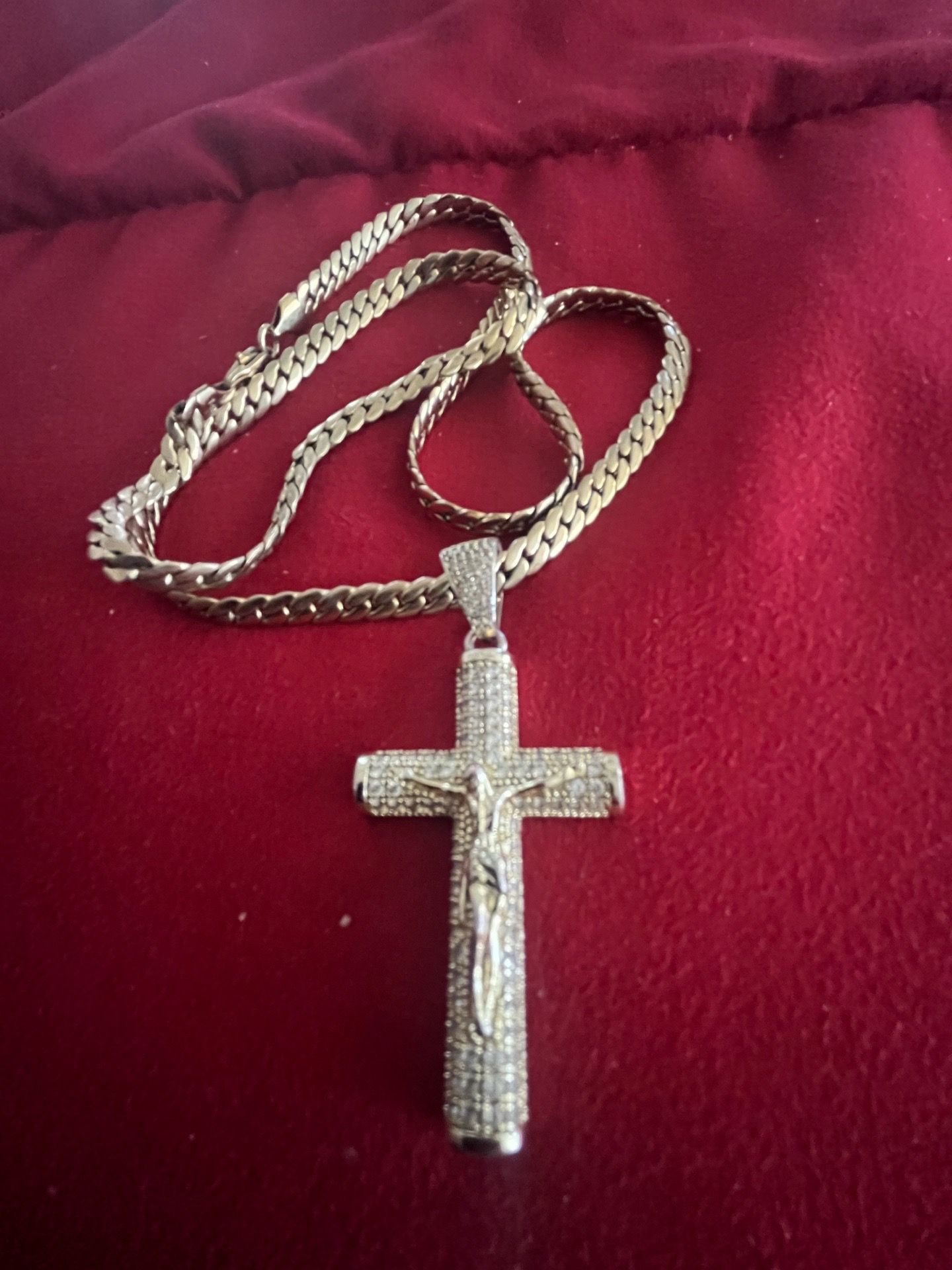 14 k gold chain and cross heavy solid gold