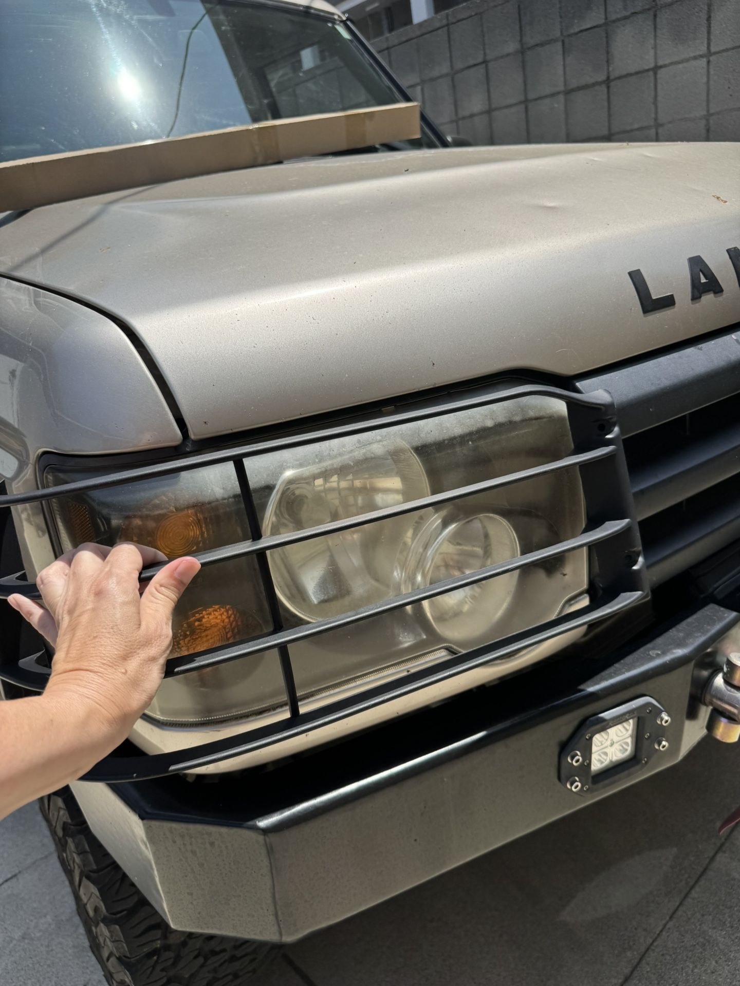 Front Lamp Guards For Land Rover Discovery 2000-2004 (II)