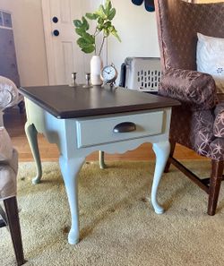 Thomasville Queen Anne Table