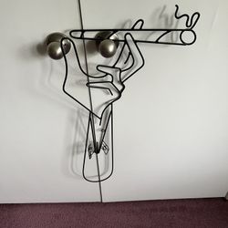 Wire Art Cigar Smoker