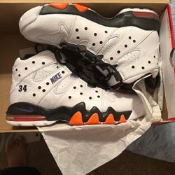Charles Barkley Size 10.5