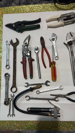 Mixed Hand Tool Lot - Tool Bag included