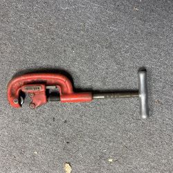 Pipe Cutter