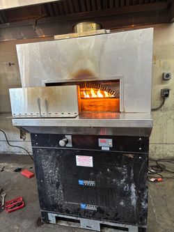 Pizza oven