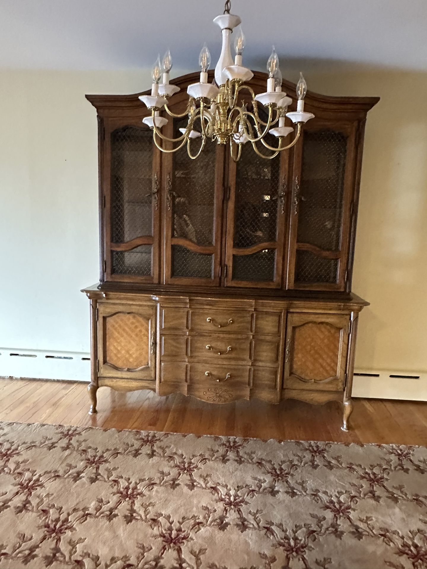 Thomasville China Cabinet