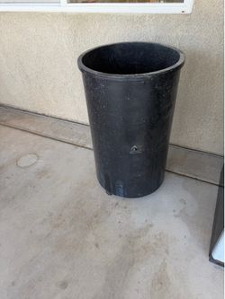 Commercial Beverage Cooler / Ice Barrel – Great for Parties & Events