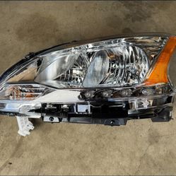 New Nissan Sentra Headlight (Left Side) 2013-2015 