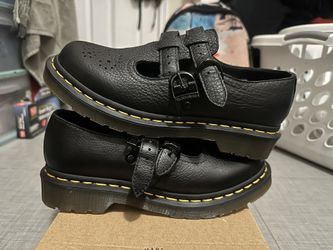 Mary Jane Doc Martens 8065 - Black / Size 6 Woman