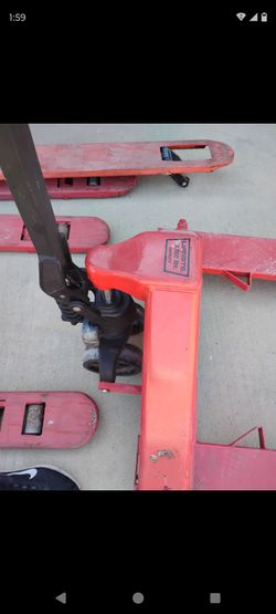 Low profile Pallet jacks $599 ea good condition