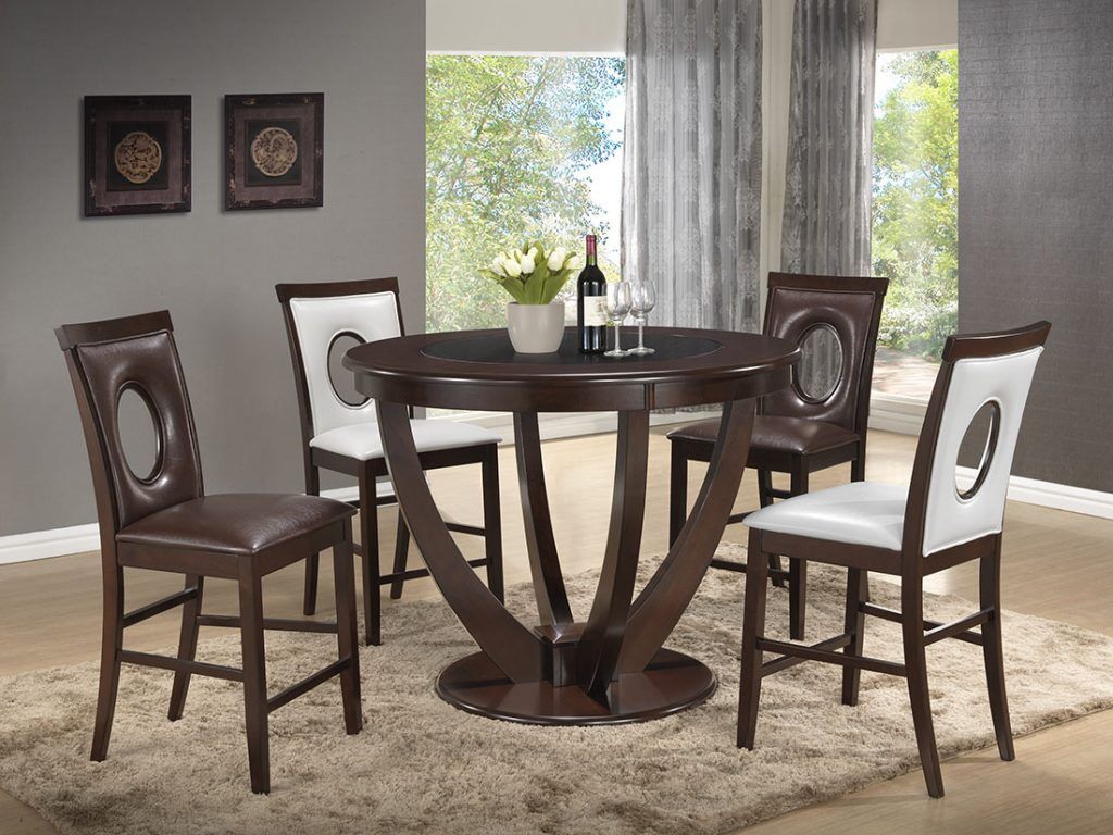 Dining Table 4 Chairs, Good Quality.