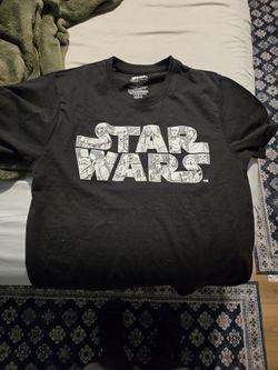 Star Wars Shirt Medium