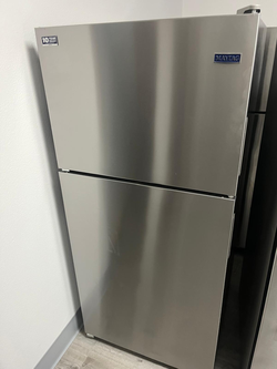 Maytag Top Freezer Fridge – Stainless, Ice Maker