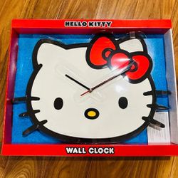 Hello Kitty Clock 