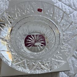 Lead Crystal Cristal D'Arques Paris Fresca Bowl 12 “ X 6” heavy SPARKLE  Beautiful with lots of sparkle.  Salad server, flower arrangement bowl, punch