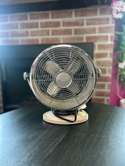 Nautica Home Metal Desk Fan – Great Condition