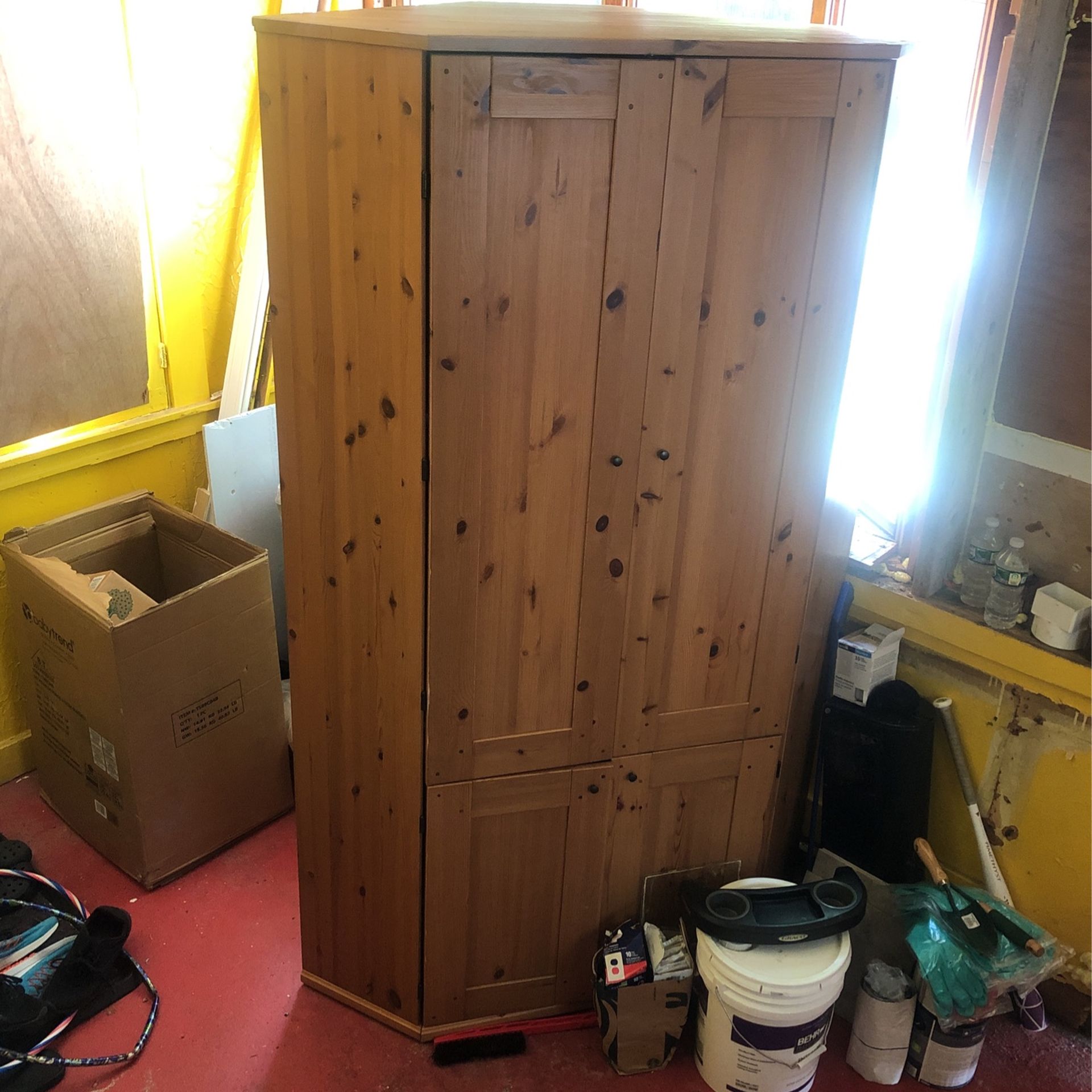 Computer Hutch