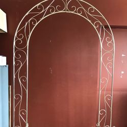 Metal Arch 