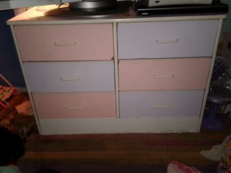 2 Dressers