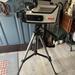 Vintage RCA Edit Pro Camcorder & Ambico Onyx Tripod