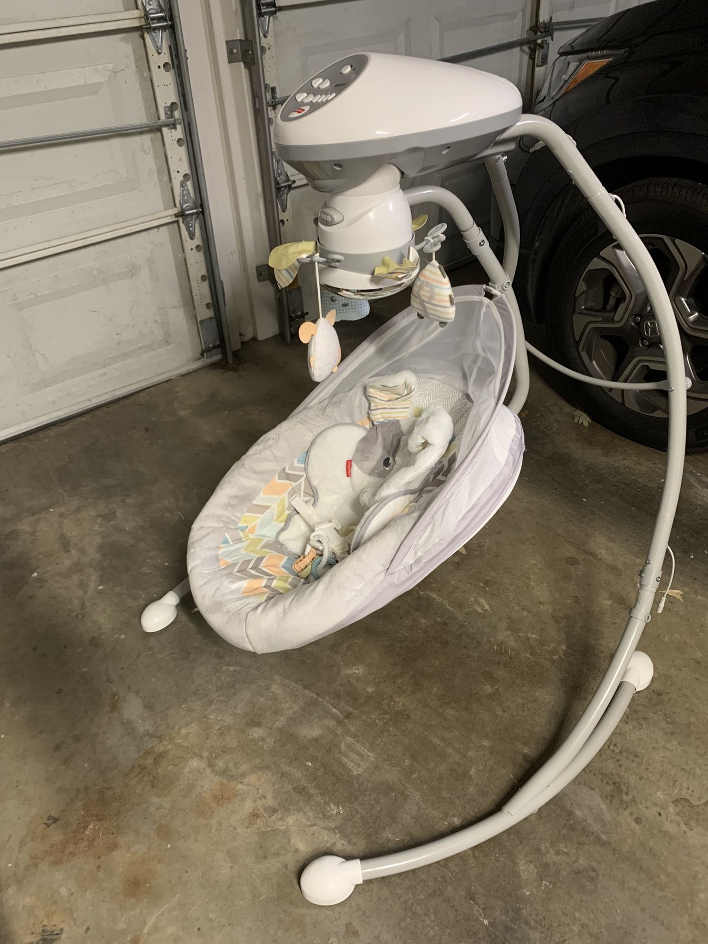 Fisher-Price Sweet Snugapuppy Swing