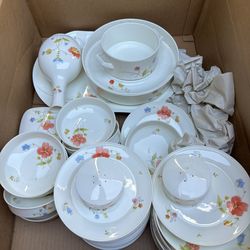 Mikasa Just Flowers  china  set