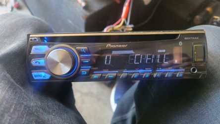 Pioneer Stereo Bluetooth Cd USB port