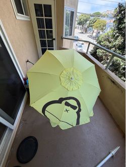 Sun Bum Beach Umbrella Used Once