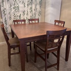 Table And 5 Chairs 