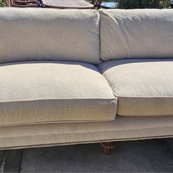Tommy Bahama  Loveseat.      Sillon Tommy Bahama 