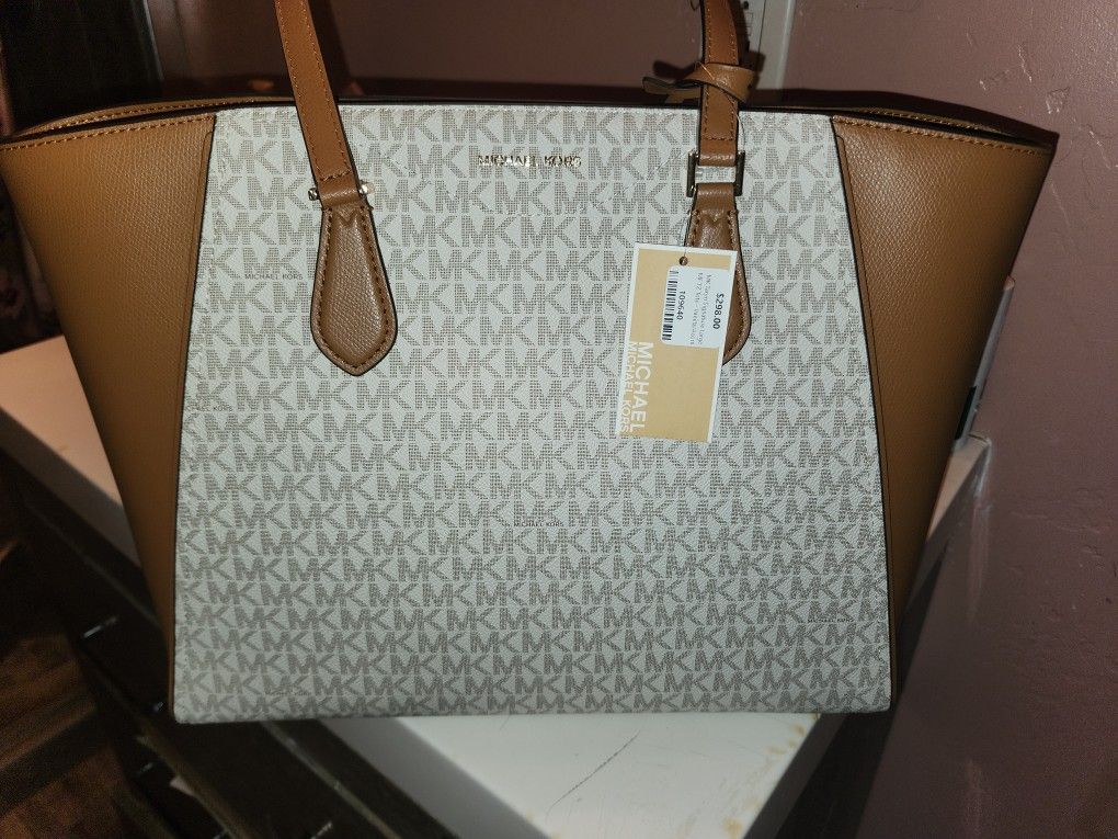 Michael Kors Hand Bag