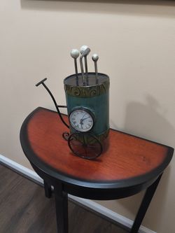 Collectible Golf Caddy 12 Inches Tall Green