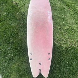 INT Soft Top Surfboard 5’8”