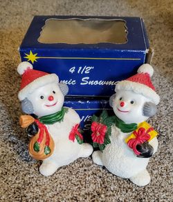 Pair of boxed 4.5in. Ceramic Snowmen - Holmdel NJ