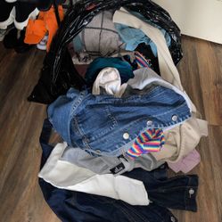 Women’s Clothes 