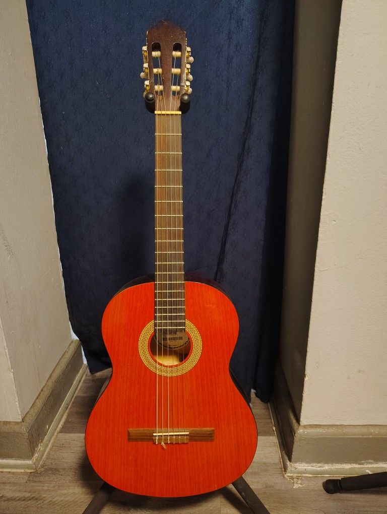 Classical Guitar Lucero
