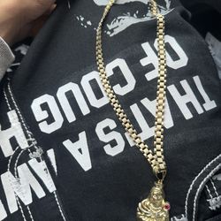 Rolex chain 22 meters 10k both wit Virrgin Mary