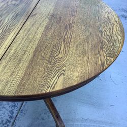 REDUCED , Beautiful  Vintage Oak Table  